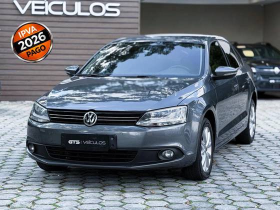 VOLKSWAGEN JETTA 2.0 COMFORTLINE FLEX 4P MANUAL
